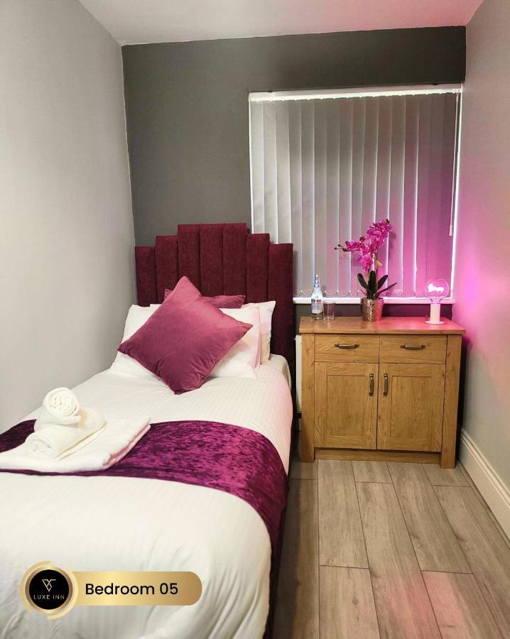Nr Birmingham City Centre, 5 Bed, Luxe Inn Exterior foto